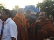 விகாரை அமைக்க புத்தர் சிலையுடன் வந்த பிக்குகள் மக்களால் மடக்கி பிடிப்பு
