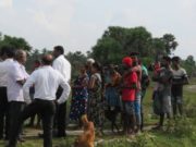 காணி அகபரிப்புக்கு எதிராக திரண்ட மக்கள்; அளவிடும் பணிகள் இடைநிறுத்தம்